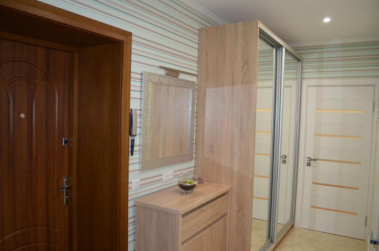 Apartment On Getmana Vigovskogo 49 Rivne Eksteriør bilde