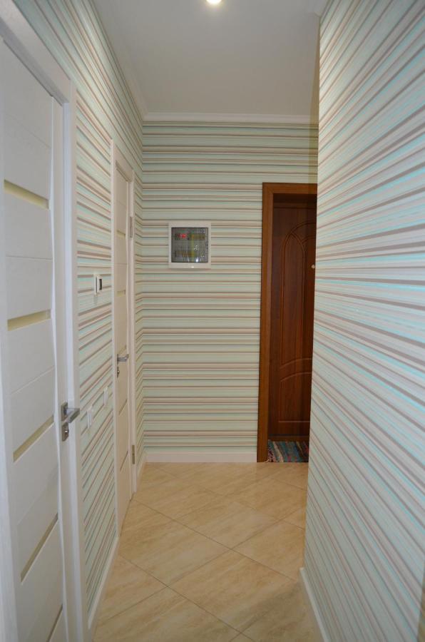 Apartment On Getmana Vigovskogo 49 Rivne Eksteriør bilde