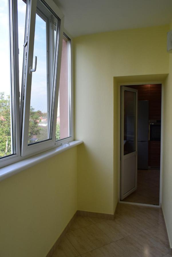 Apartment On Getmana Vigovskogo 49 Rivne Eksteriør bilde